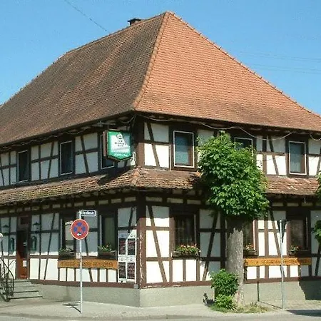 Maison d'hôtes Landgasthaus Kreuz Beim Tom Rastatt