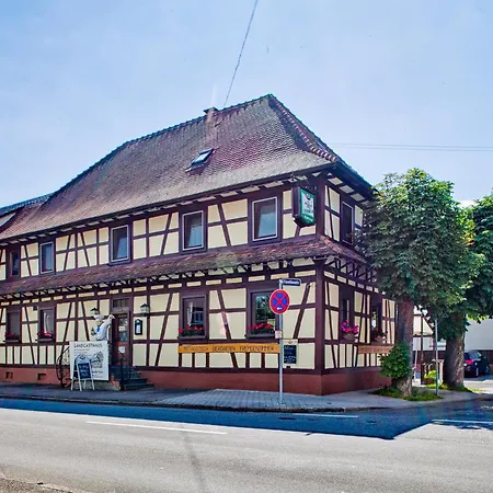 Landgasthaus Kreuz Beim Tom Gasthof 2*