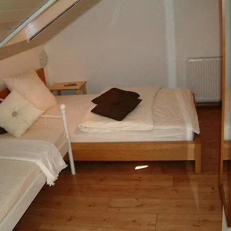 Landgasthaus Kreuz Beim Tom 2* Rastatt
